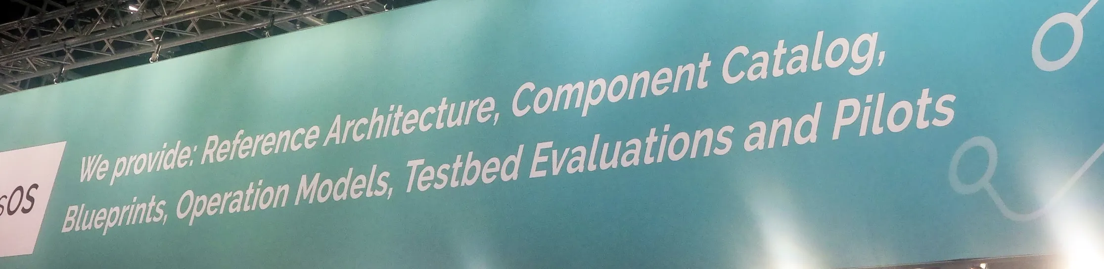 Trade show booth with clear messaging