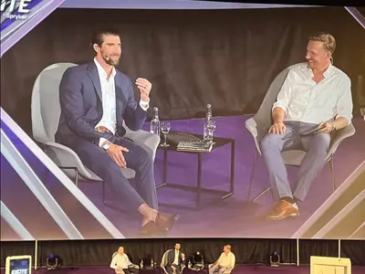 Guido with Peep Laja at a conference